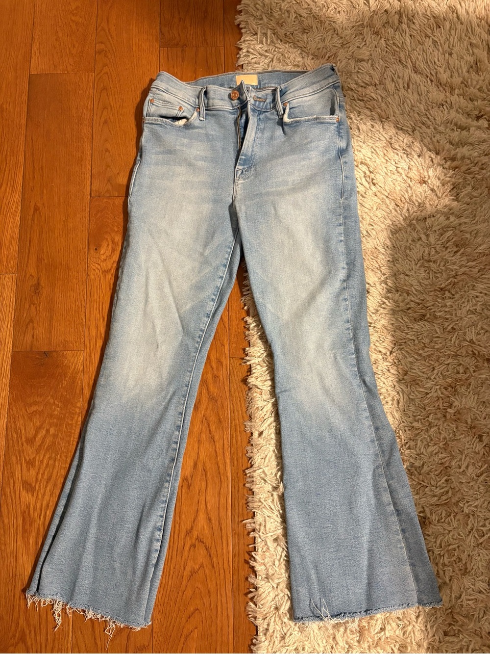MOTHER The Weekender Fray Flare Jeans